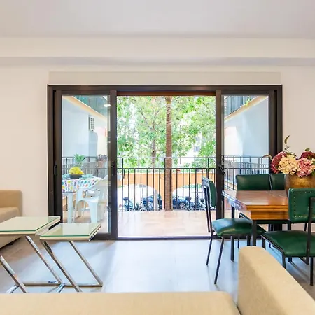 In Heart Of Town On The Coast Apartment Marbella