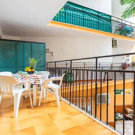 In Heart Of Town On The Coast Marbella